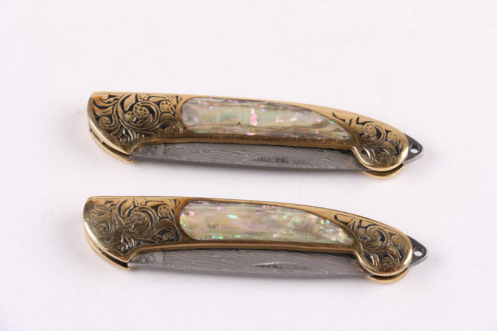 Beautiful queen Damascus no lock small folding knife UD402327 